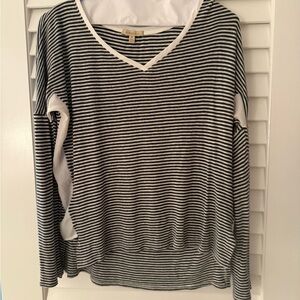 Bordeaux Black and White Striped V-Neck Sweatshirt